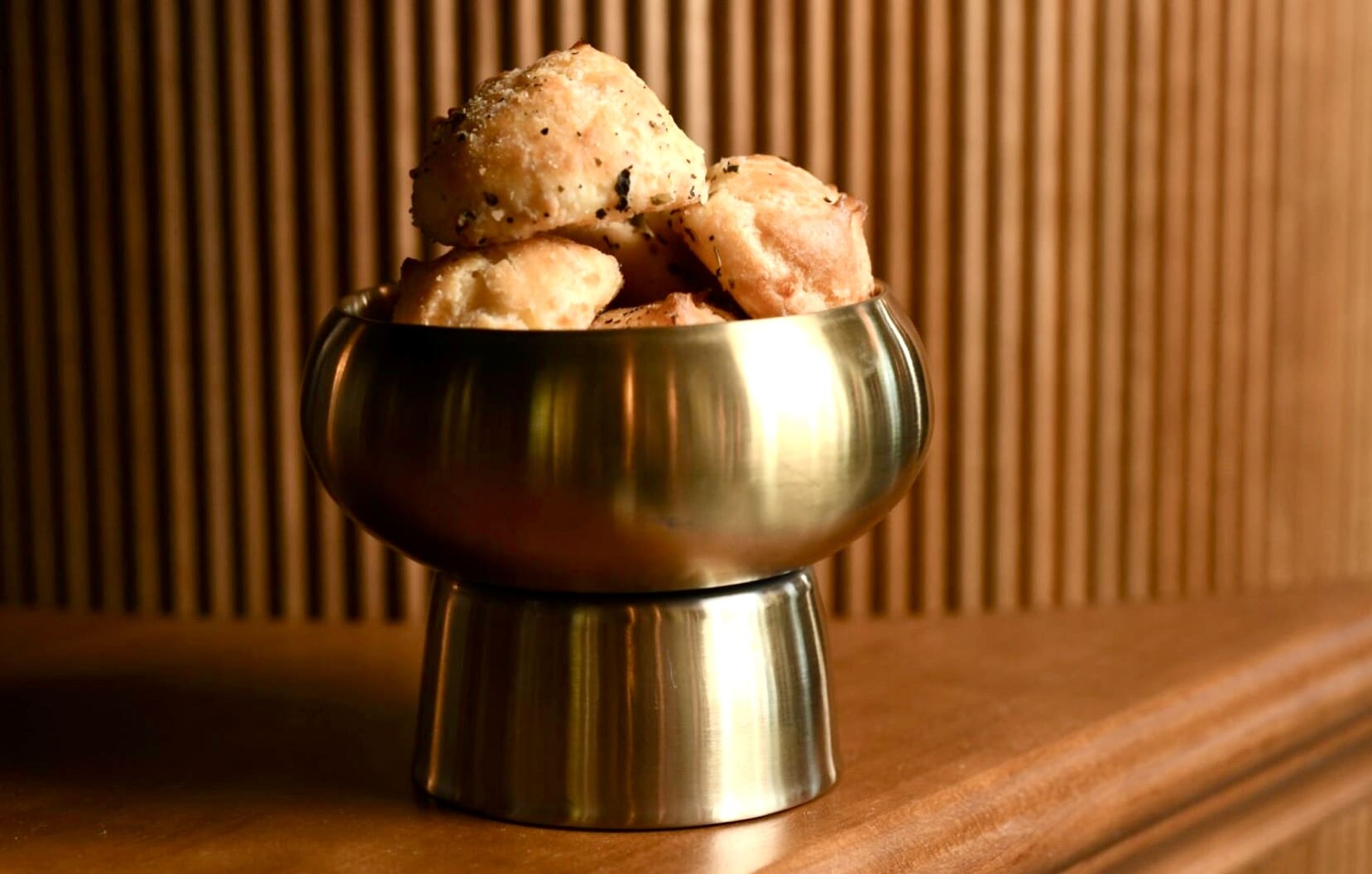 Genova Vintage Gold Footed Snack Bowl - Image 2